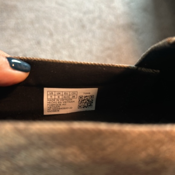 Toms Parker Cobblestone Snake Twill Slip Ons - Picture 4 of 4